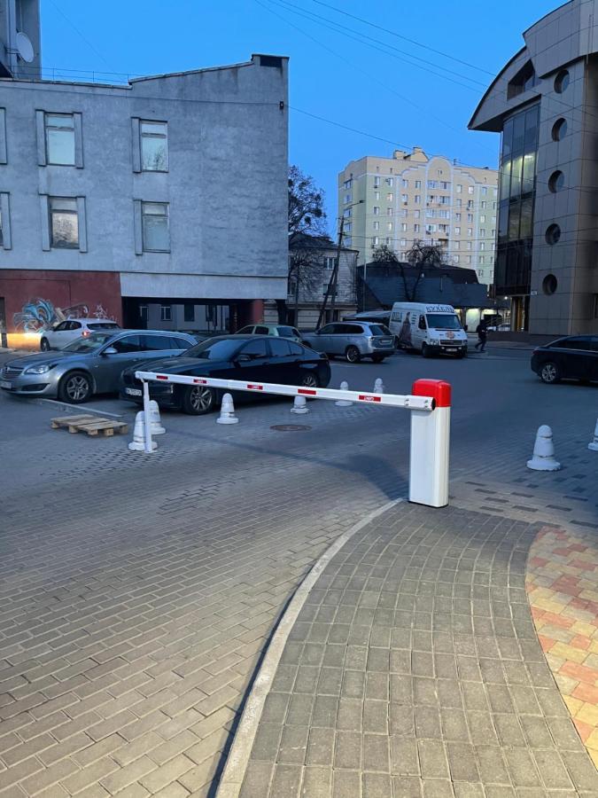 Vip Квартира В Центре Города, Новостойка В Жк Prestige Apаrtments, Ровно Exterior foto